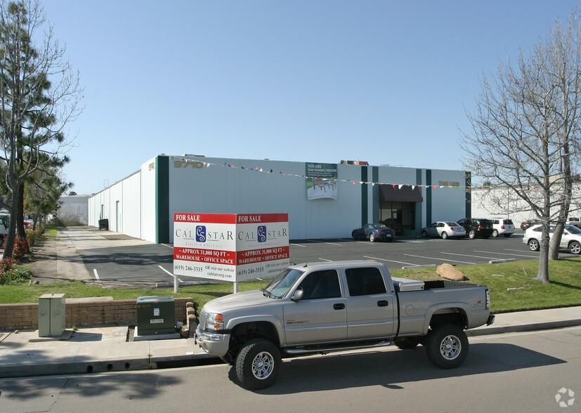 9710-9712 Distribution Ave photo 3