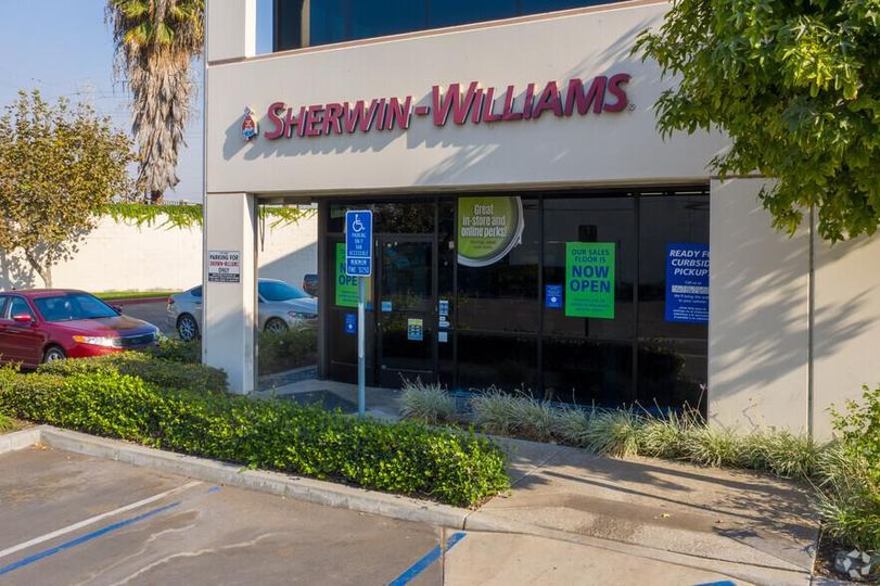 Fu-Lyons Downey Business Center 9818 Firestone Blvd