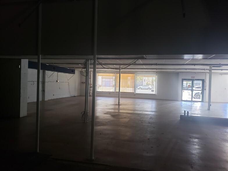 ***First 3 months of rent at $1.00 psf*** 5661 Sepulveda Blvd photo 3