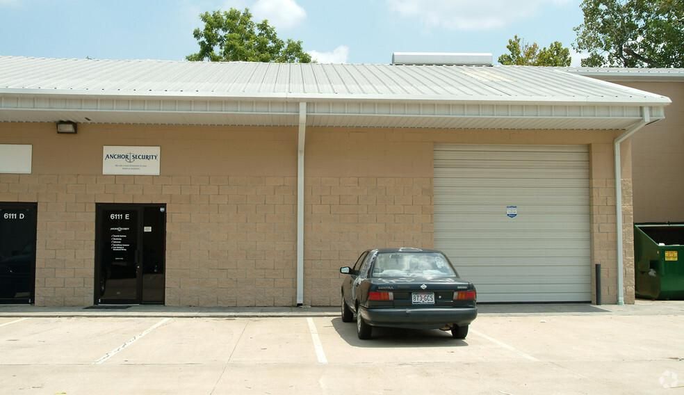 Milwee Industrial Park 6111 Milwee St photo 3