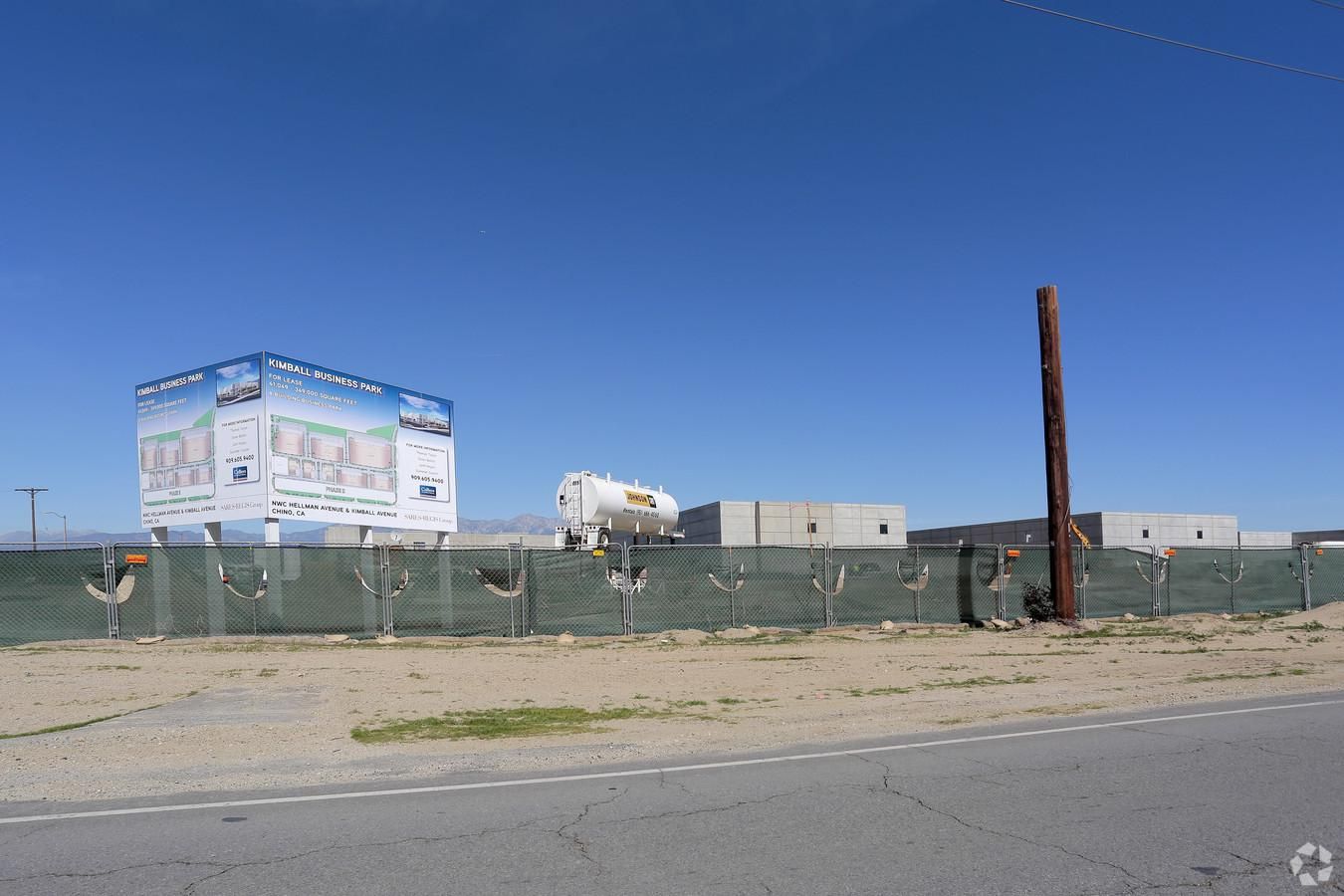 Bldg 6 photo 2
