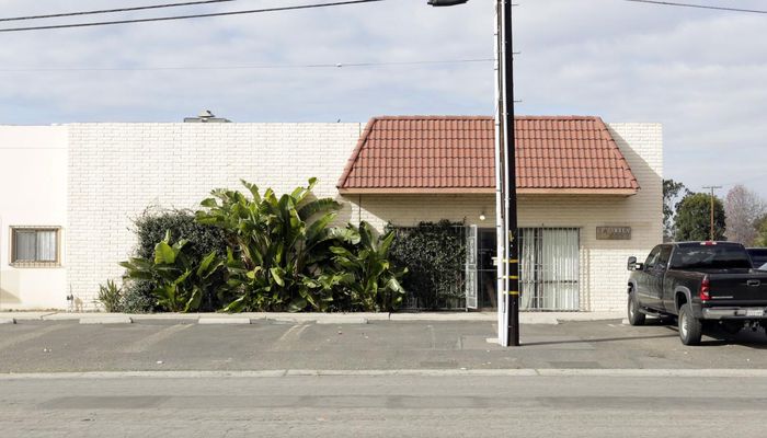 Warehouse Space for Rent at 2000-2012 S Susan St Santa Ana, CA 92704 - #4