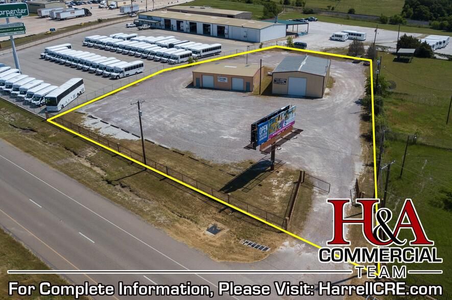 4,400 SF of Office Warehouse Space off I-35 6368 Old Dallas Rd photo 2