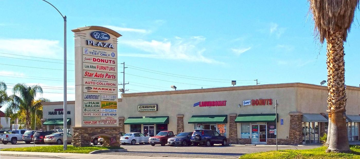 El Toro Plaza photo 3