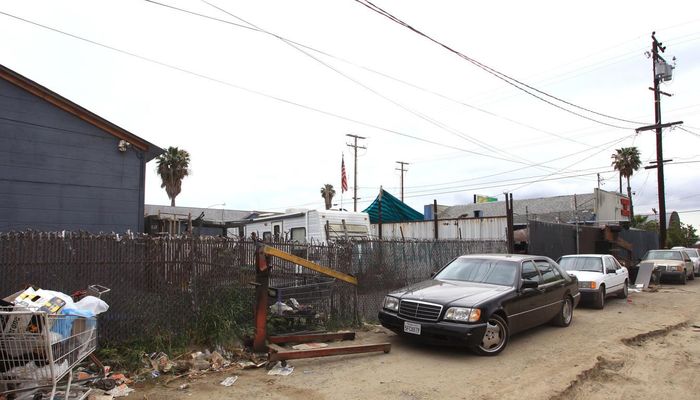 Warehouse Space for Sale at 2712 Hullett St Long Beach, CA 90805 - #2