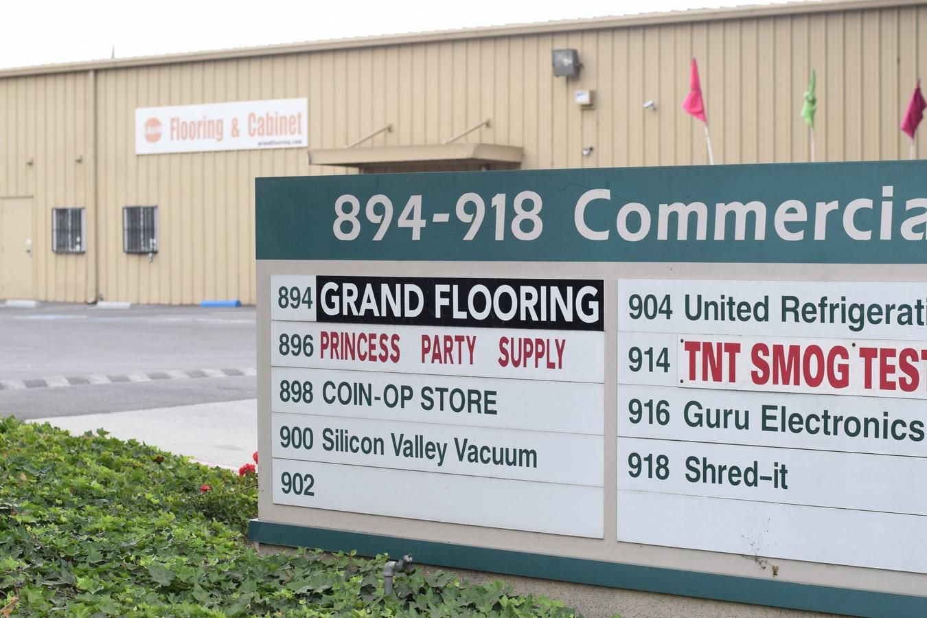 918 Commercial St photo 4