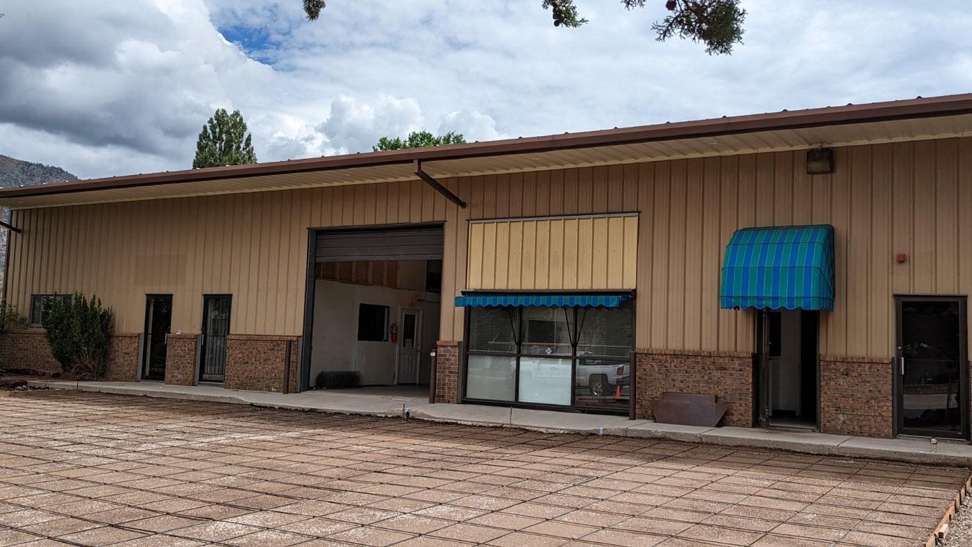 Ideally Sized and Centrally Located Warehouse/Office Suites photo 3