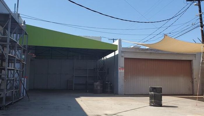 Warehouse Space for Rent at 7648-7654 San Fernando Rd Sun Valley, CA 91352 - #7