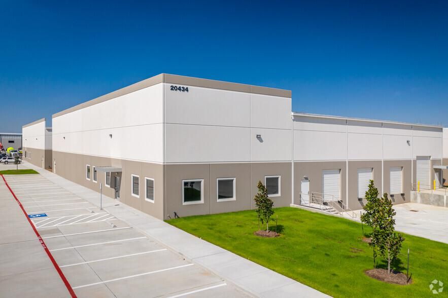 Clay Commerce Park Westfield Commerce & Westfield Village Dr photo 2