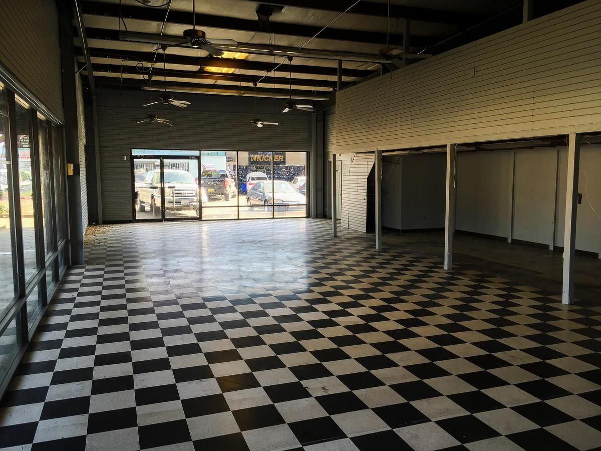 Industrial Property For Lease photo 2