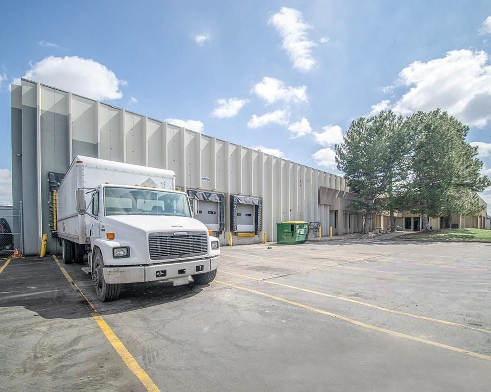 Montbello Industrial Park - Bldg. 3 photo 4