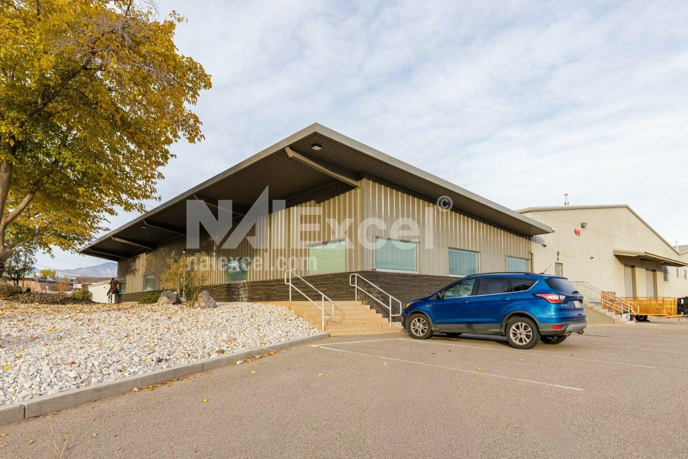 444 Industrial Rd photo 2