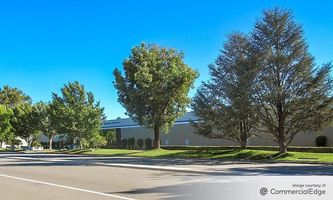 Warehouse Space for Rent located at 27727 Avenue Scott Santa Clarita, CA 91355