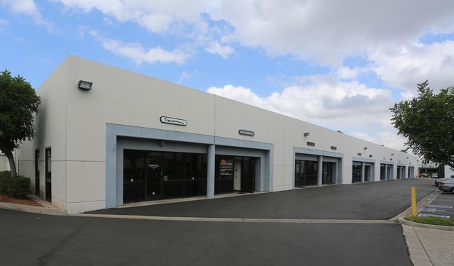 Lambert Commerce Center