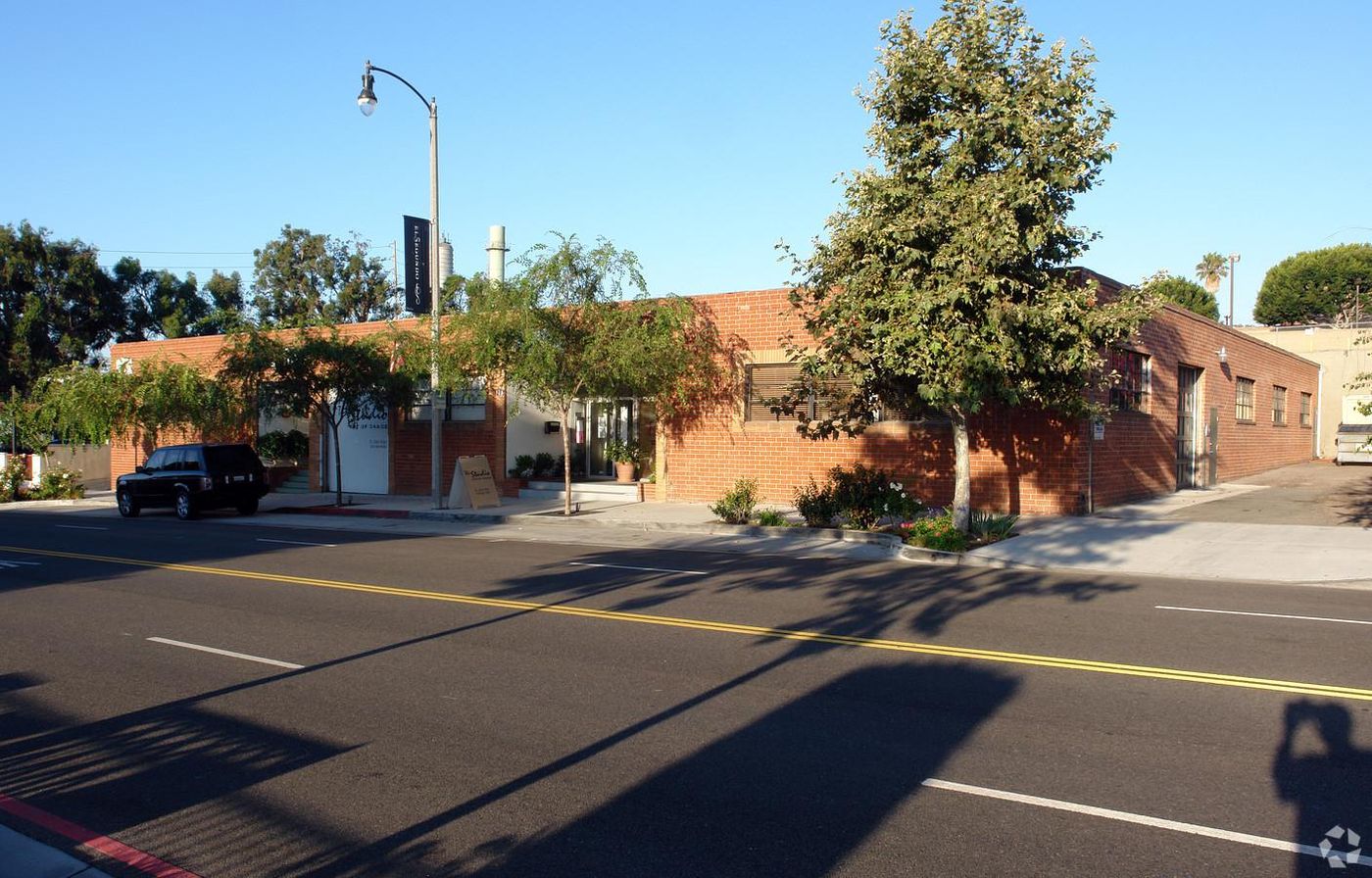 Multiple Spaces Property For Lease photo 1