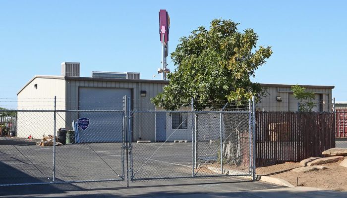 Warehouse Space for Rent at 5659 W San Madele Ave Fresno, CA 93722 - #1