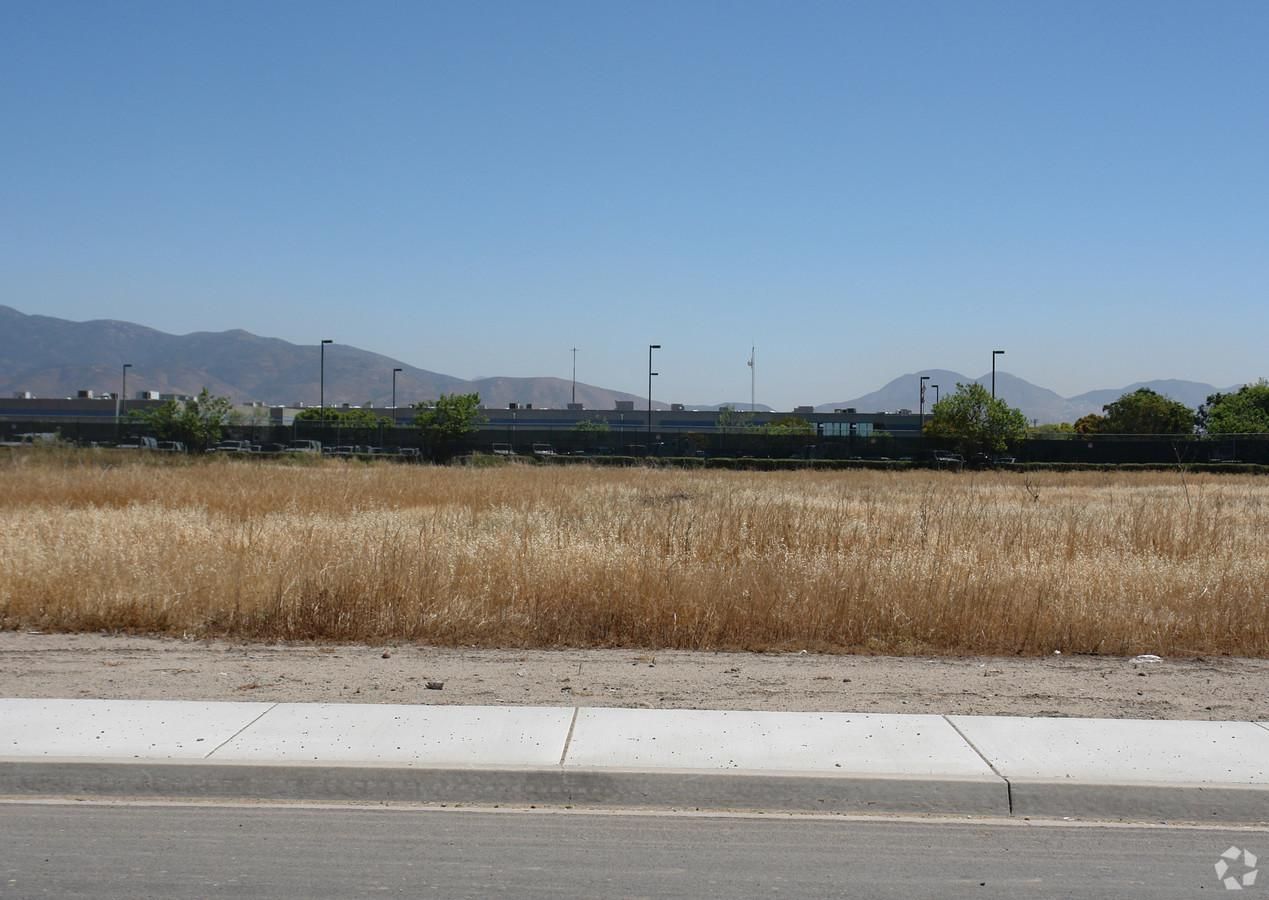 Lot 6 photo 1