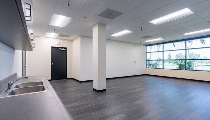 Warehouse Space for Rent at 14821 E Northam St La Mirada, CA 90638 - #19