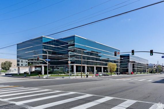 Twelve555 12555 Jefferson Blvd