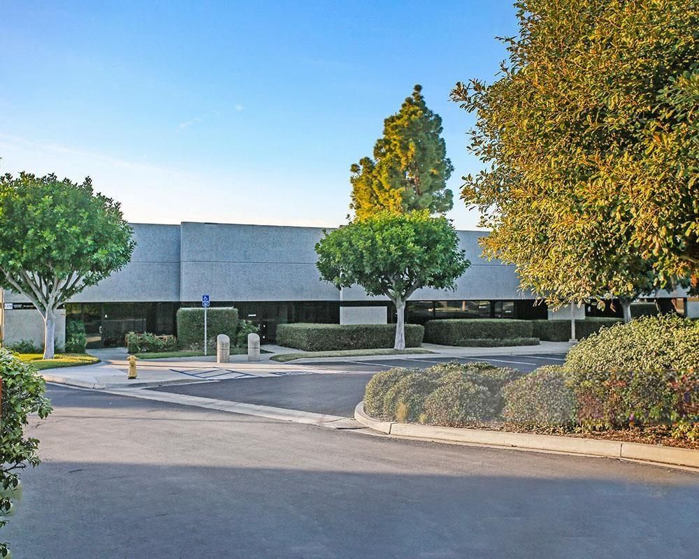 Carlsbad Commerce Center photo 3