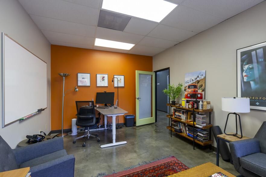 1715 14th St photo 3