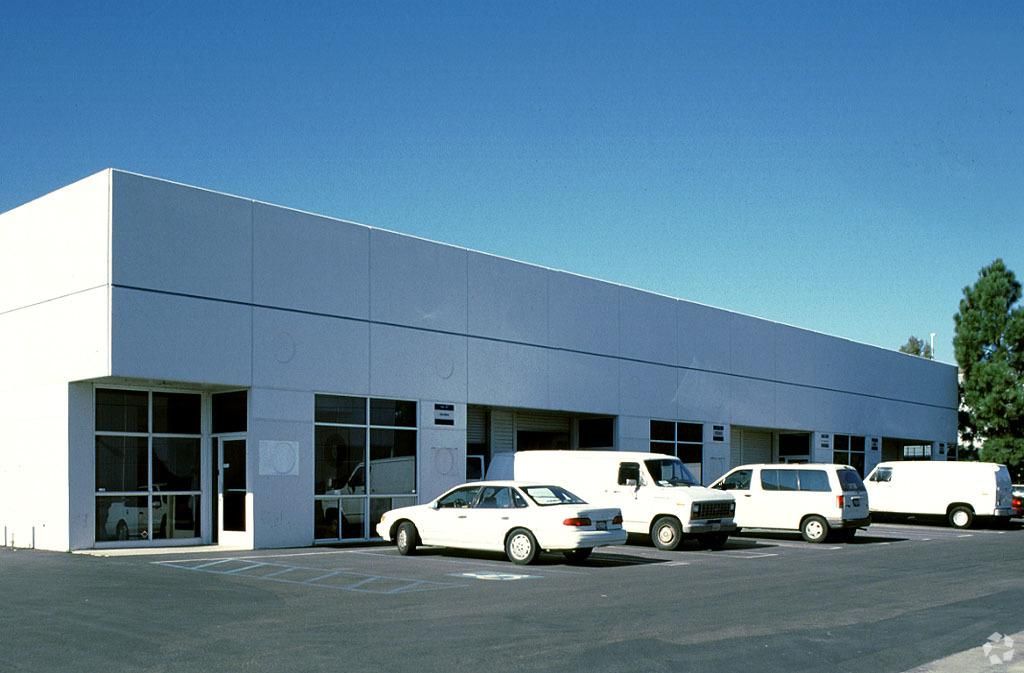Bldg 2 photo 2