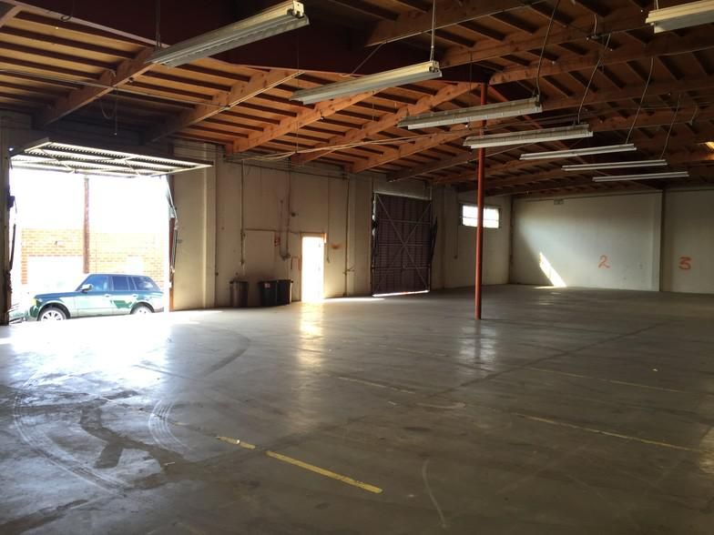 1730 22nd St photo 3