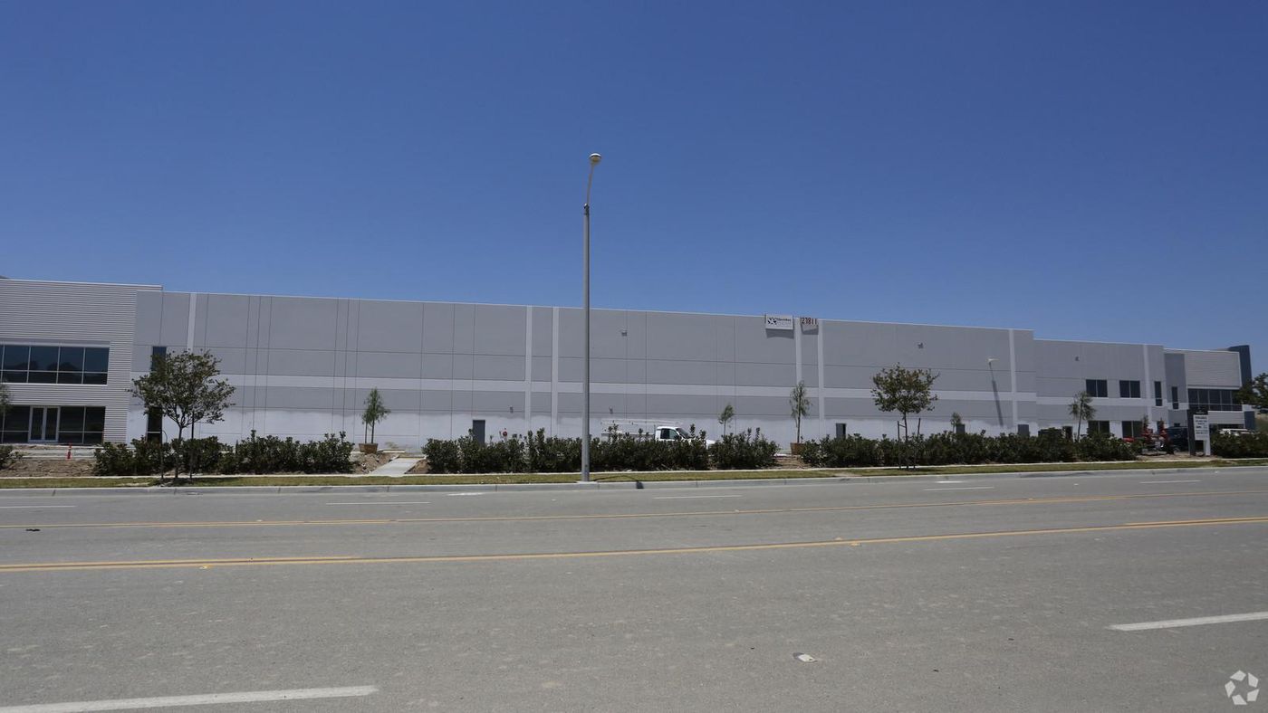 Bldg 7 photo 4