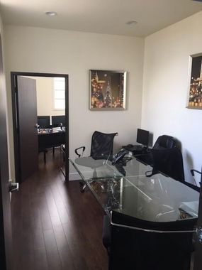 Can be leased w/ 4334 E Washington Blvd