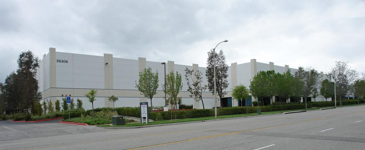 Industrial Property For Lease photo 1