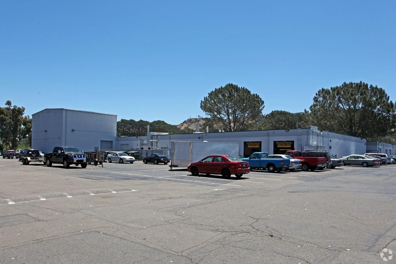 Bldg 8 photo 3