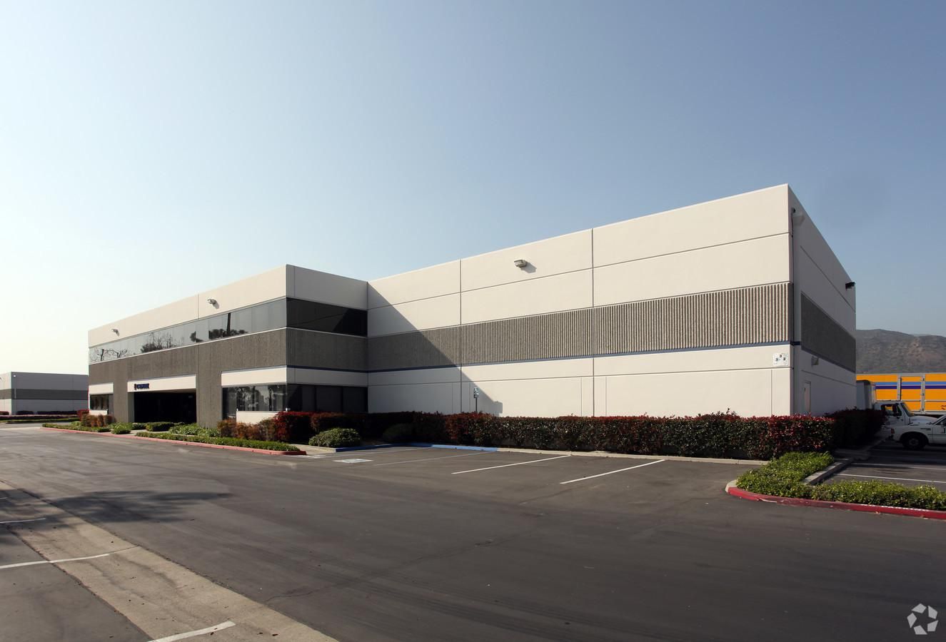 Foothill Business Center photo 4