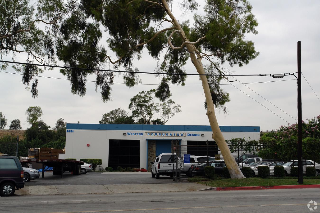 Industrial Property For Lease photo 1