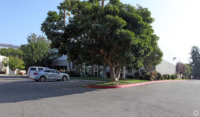 Oak Ridge Business Center