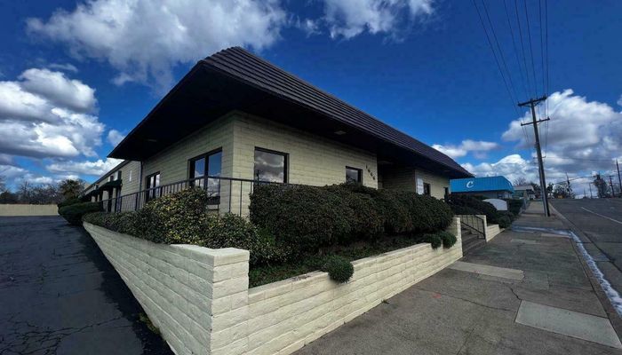 Warehouse Space for Rent at 1666 E Cypress Avenue Redding, CA 96002 - #3