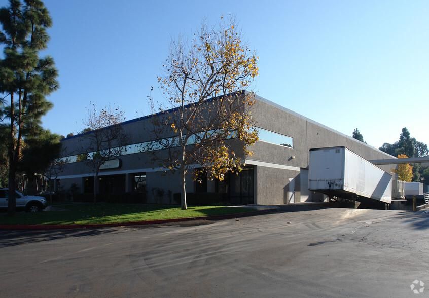 8320 Camino Santa Fe photo 4