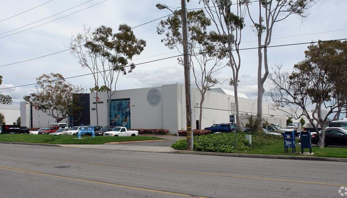 Warehouse Space for Rent at 3030 Airway Ave Costa Mesa, CA 92626 - #7