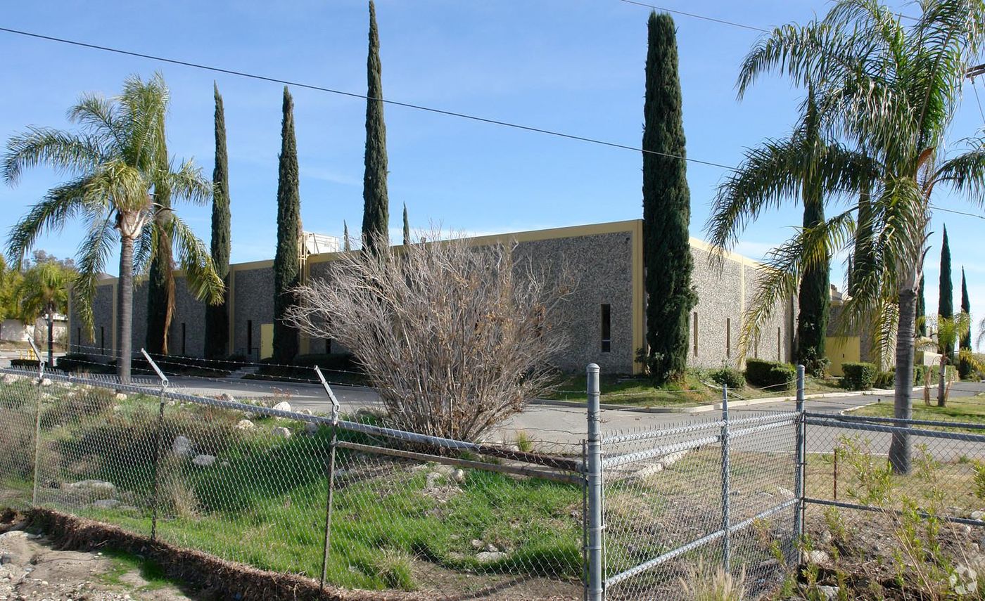 Industrial Property For Lease photo 4