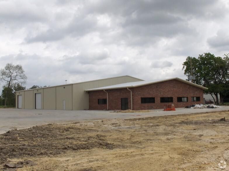Building 3 12406 Taylor Rd photo 4