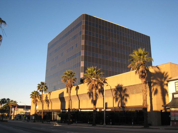 2811 Wilshire Blvd.