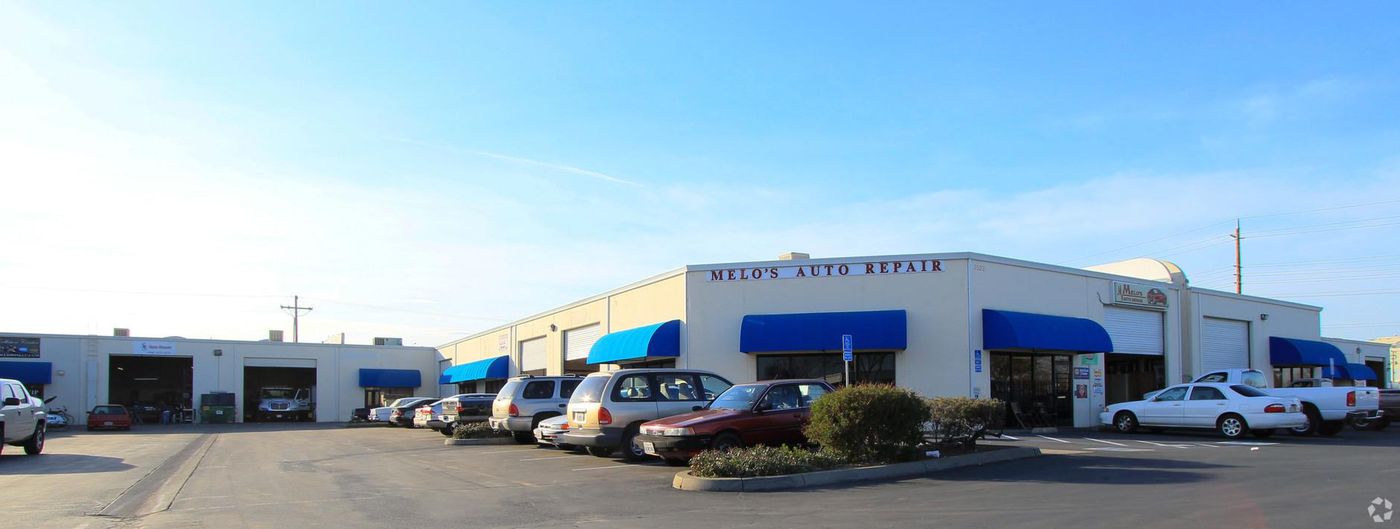 Industrial Property For Lease photo 1