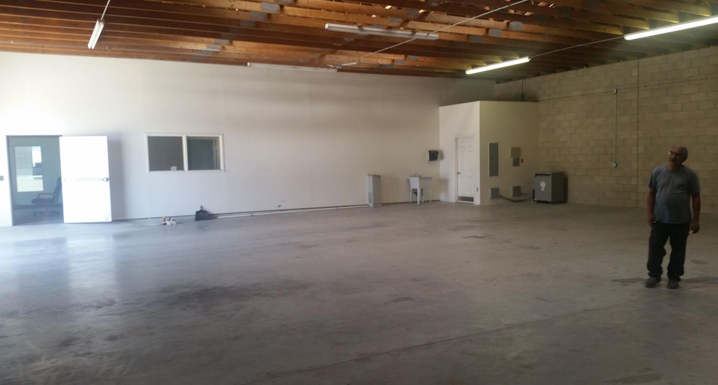 1571 Lilac Ave photo 3