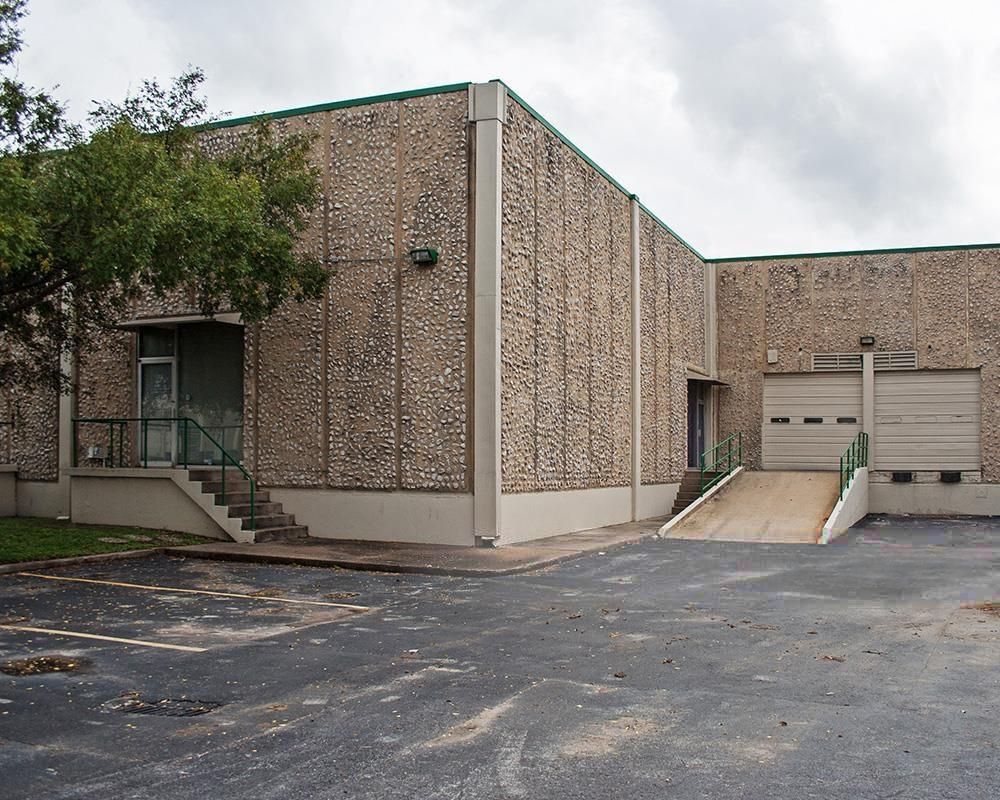 Wynnwood Industrial Park - Buildings 2 & 3 photo 4