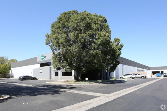Multiple Spaces Property for Lease
