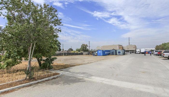 Warehouse Space for Sale at 1110 S Washington Ave San Bernardino, CA 92408 - #2