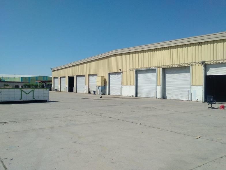1200 Airport Dr photo 1