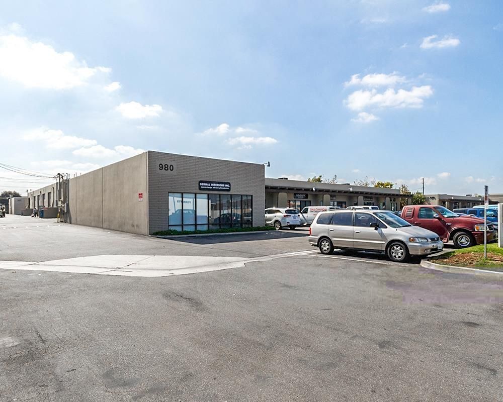 Lease-All Orangethorpe photo 4