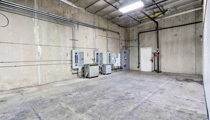 Warehouse Space for Sale at 624 E Rancho Vista Blvd Palmdale, CA 93550 - #11