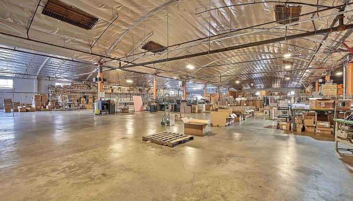 Warehouse Space for Sale at 2901 S San Pedro St Los Angeles, CA 90011 - #15