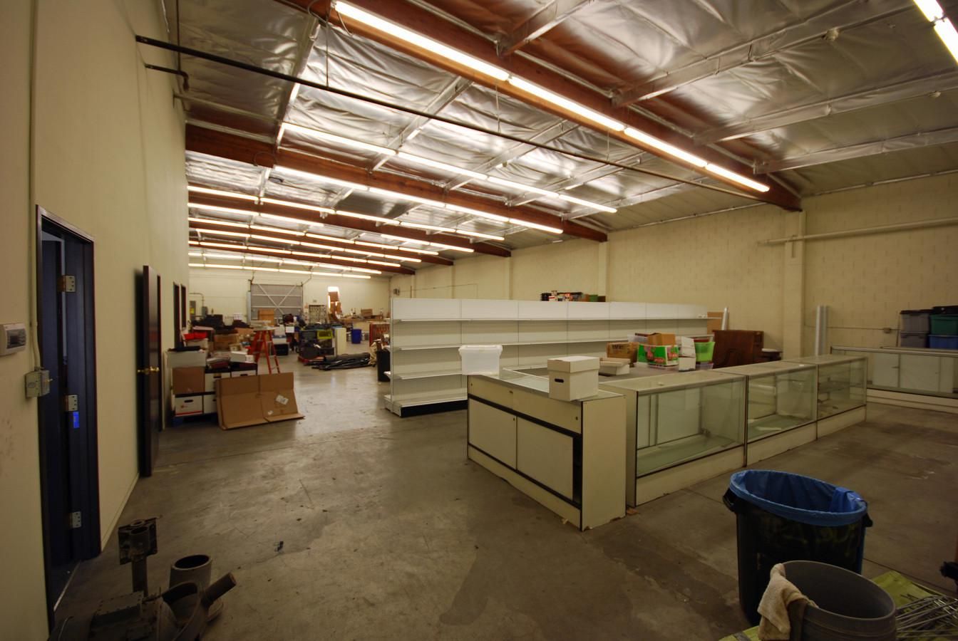 Industrial Property For Lease photo 4